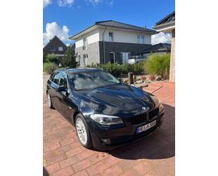 BMW BMW 520d Touring A - Komfortsitze, Navi, AHK Gebrauchtwagen