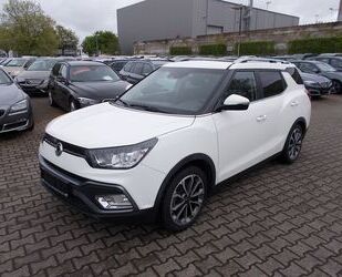 SsangYong Ssangyong XLV Quartz 4x2,AHK, Navi, Schiebedach, Gebrauchtwagen