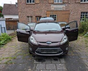 Ford Ford Fiesta 1,25 60kW Ghia; Tausch gegen Wohnwagen Gebrauchtwagen