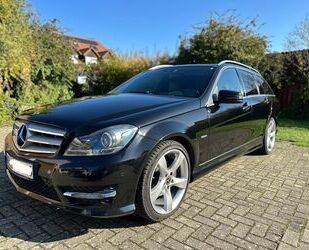 Mercedes-Benz Mercedes-Benz C250 T AMG LINE SHD COMAND HARMAN-KA Gebrauchtwagen