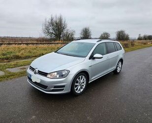 VW Volkswagen Golf 1.6 TDI BMT Standh. LED AhK Navi R Gebrauchtwagen