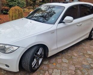 BMW BMW 118d M Paket Navi Prof., Individual, Glasdach Gebrauchtwagen