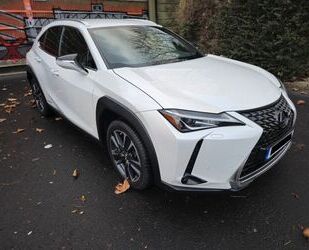 Lexus Lexus UX 250h Style Edition Garantie Gebrauchtwagen