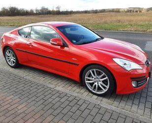 Hyundai Hyundai Genesis Coupe 3.8 V6 Automatik Gebrauchtwagen