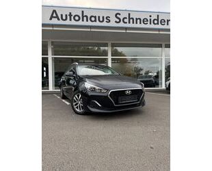 Hyundai Hyundai i30 Kombi 1,6 CRDI Trend Gebrauchtwagen