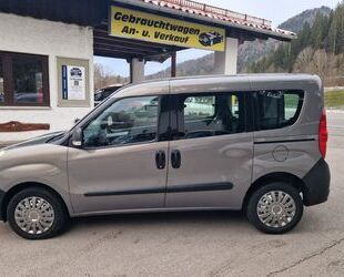 Opel Opel Combo Tour Selection L1H1 AHK Gebrauchtwagen