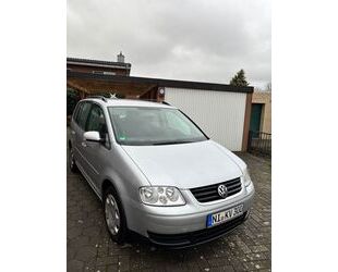 VW Volkswagen Touran 1.6 Trendline Gebrauchtwagen