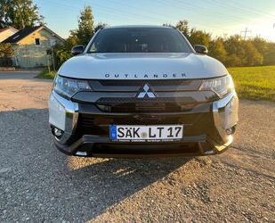 Mitsubishi Mitsubishi Outlander 2.0 MIVEC Diamant+ ClearTec 4 Gebrauchtwagen