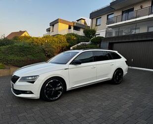 Skoda Skoda Superb 2.0 TDI SCR 140kW DSG SportLine Combi Gebrauchtwagen