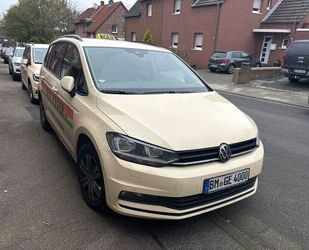 VW Volkswagen Touran 2.0 TDI SCR DSG 7 Sitzer PDC v+h Gebrauchtwagen