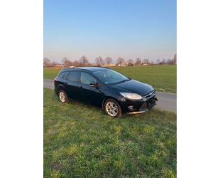 Ford Ford Focus 1,0 EcoBoost 74kW Ambiente Turnier Amb. Gebrauchtwagen