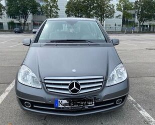 Mercedes-Benz Mercedes-Benz A 180 CDI ELEGANCE ELEGANCE Gebrauchtwagen