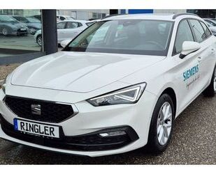 Seat Seat Leon 2.0 TDI Style+LED+PANO+AHK+PDC+VIRTUAL Gebrauchtwagen