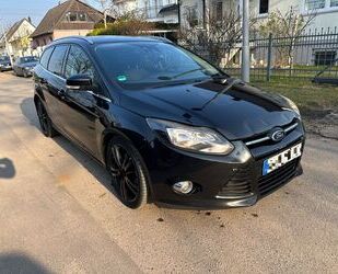 Ford Ford Focus Turnier Titanium Gebrauchtwagen