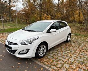 Hyundai Hyundai i30 1.4 FIFA World Cup EDITION Silver FIFA Gebrauchtwagen