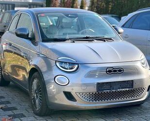 Fiat Fiat 500e La Prima #42kWh #AppleCarPlay #Spurhalte Gebrauchtwagen