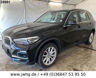 BMW BMW X5 xDr45e LED CockpProf DrivingAss Kam Luftfed Gebrauchtwagen