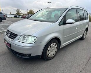 VW Volkswagen Touran Highline* Xenon*Navi*Auto* Festp Gebrauchtwagen