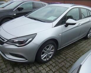 Opel Opel Astra K Sports Tourer Business 1.6CDTI LEDMat Gebrauchtwagen