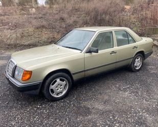 Mercedes-Benz Mercedes-Benz C230 E (W124) 2. Hand mit Original 1 Gebrauchtwagen