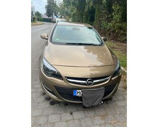 Opel Opel Astra J 2.0 CDTI Edition Automatik Edition Gebrauchtwagen