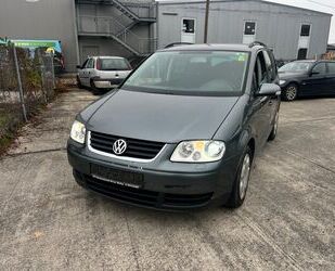 VW Volkswagen Touran Trendline Gebrauchtwagen