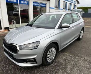 Skoda Skoda Fabia 1,0*Ambition Plus*1.Hand/Navi/SH/PDC/L Gebrauchtwagen