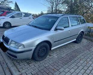 Skoda Skoda Octavia Combi 4x4 1.9 TDI Ambiente Ambiente Gebrauchtwagen