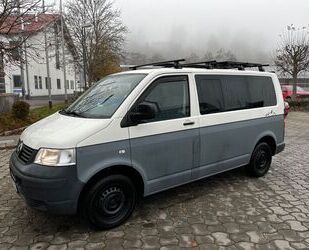 VW Volkswagen T5 Transporter/Camper Gebrauchtwagen