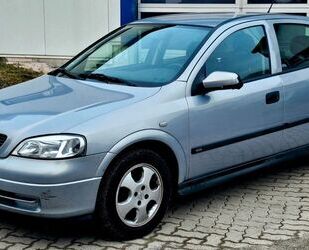 Opel Opel Astra 1.6 16V Sport Sport Gebrauchtwagen