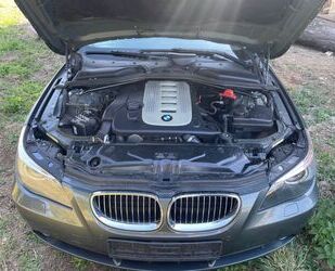 BMW BMW 525d touring -bi-xenon, Sitzheizung.Panoramada Gebrauchtwagen