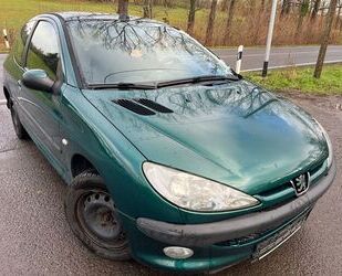 Peugeot Peugeot 206 1.4 Premium 75 Klima ZV TÜV Gebrauchtwagen