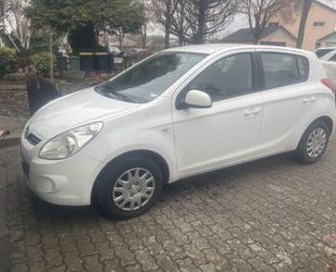 Hyundai Hyundai i20 1.2 Classic Classic Gebrauchtwagen