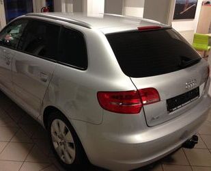 Audi Audi A3 1.6 TDI (DPF) 77kW Attraction Sportback A. Gebrauchtwagen