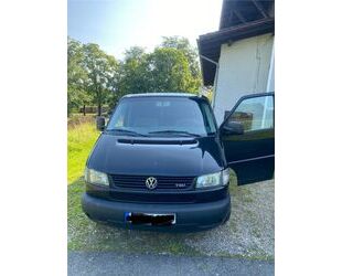 VW Volkswagen T4 Caravelle 2,5-l-Diesel TDI 75kW Stan Gebrauchtwagen