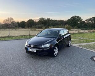 VW Volkswagen Golf 1.6 TDI NAVI KLIMA PDC Bluetooth Gebrauchtwagen