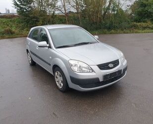 Kia Kia Rio 1.4 EX TÜV 7/2005 Winterfahrzeug Gebrauchtwagen