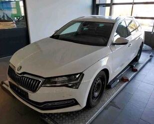 Skoda Skoda Superb Combi Style2.0TDI DSG Matrix Navi AHK Gebrauchtwagen