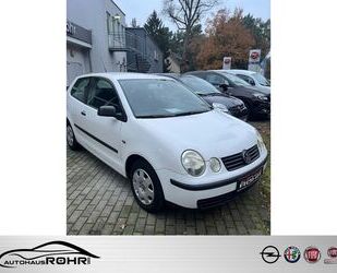 VW Volkswagen Polo IV Basis 1.2 Benziner ALLWETTERREI Gebrauchtwagen