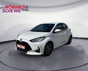 Toyota Toyota Yaris Hybrid 116 1.5 VVT-i Team Deutschland Gebrauchtwagen