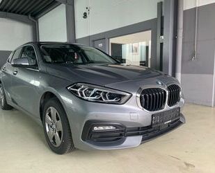 BMW BMW 118i Aut. Advantage+Kamera+AHK+LiveCo.Prof. Gebrauchtwagen