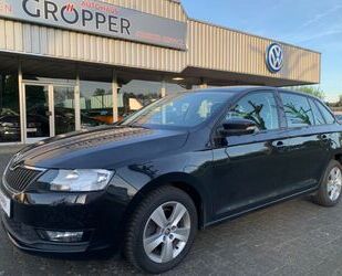 Skoda Skoda Rapid Spaceback Ambition Automatik/NAVI/Pano Gebrauchtwagen