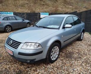 VW Volkswagen Passat Lim. Trendline 2,0*Klimaaut*Xeno Gebrauchtwagen