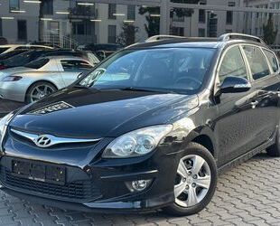 Hyundai Hyundai i30 1.4 FIFA WM Edition Klima TÜV+Service Gebrauchtwagen