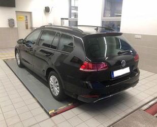 VW Volkswagen Golf 1.6 TDI BMT DSG Comfortline Varian Gebrauchtwagen