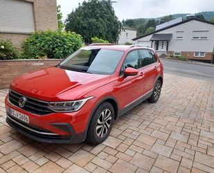 VW Volkswagen Tiguan 1.5 TSI Active Gebrauchtwagen