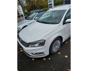 VW Volkswagen Passat 2.0 TDI DSG R-Line BMT R-Line Bl Gebrauchtwagen