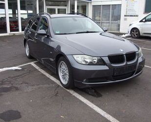 BMW BMW 320 Baureihe 3 Touring 320i Panorama Gebrauchtwagen