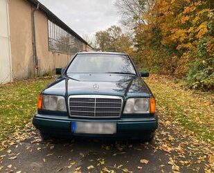 Mercedes-Benz Mercedes-Benz Mercedes E220 W124 T Karo Sitze Gebrauchtwagen