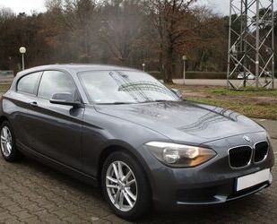 BMW BMW 114i*Advantage Paket Plus*Lichtp.*SHZ*PDC*3trg Gebrauchtwagen